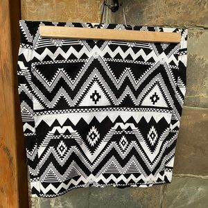 H&M Geometric Mini Skirt